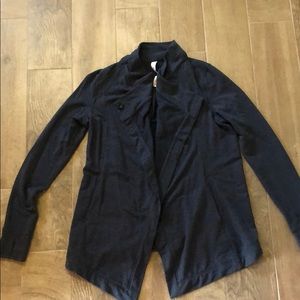 Lululemon open from cardigan size 8